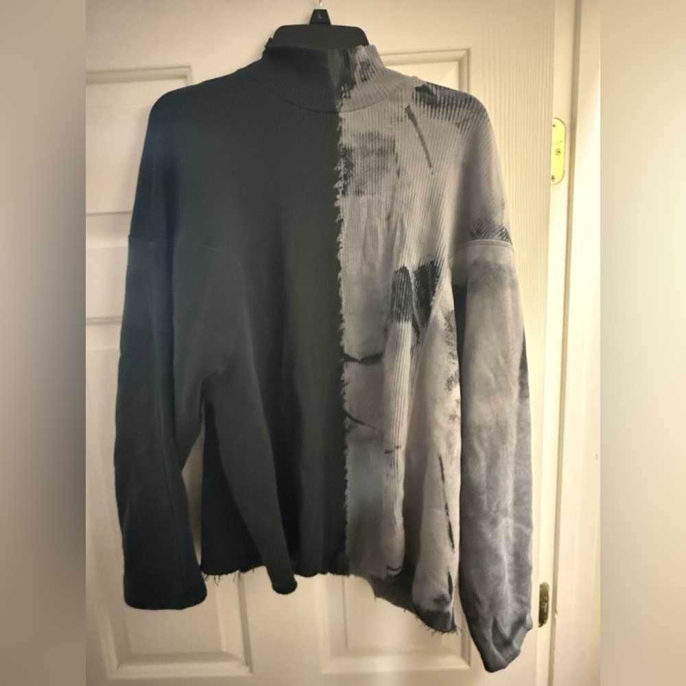 ZARA Black and Gray Split Sweater